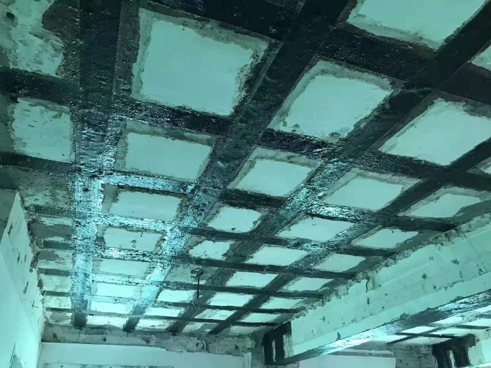 天全粘碳纤维布施工工艺